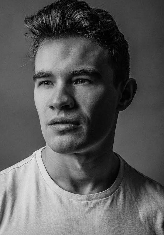 达米恩·基林 Damien Killeen照片