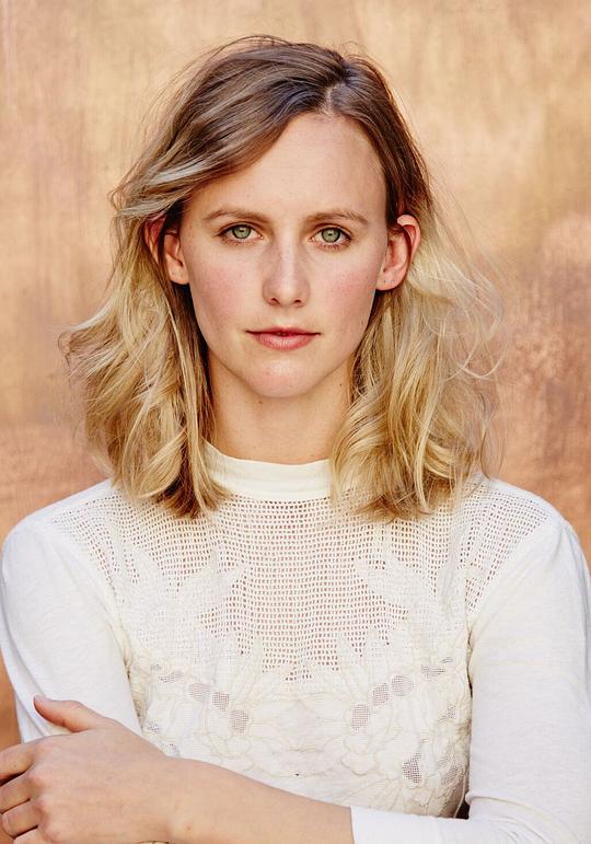 泰勒·弗格森 Taylor Ferguson照片