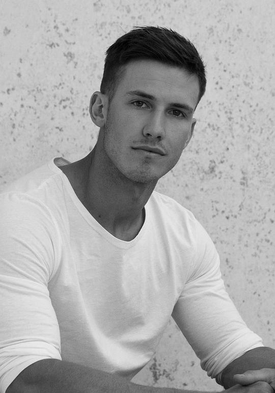 本·托耶 Ben Toyer照片