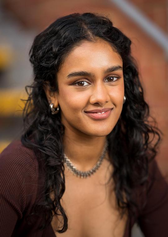 莎巴娜·阿齐兹 Shabana Azeez照片