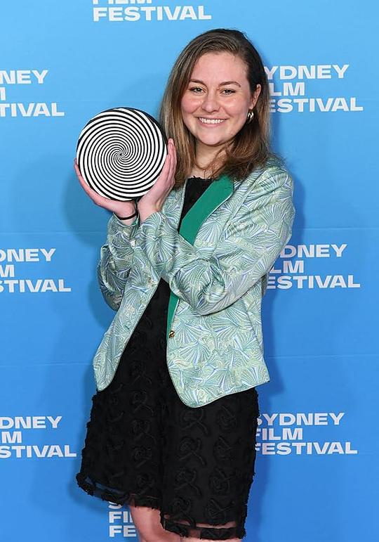 索菲·萨默维尔 Sophie Somerville照片