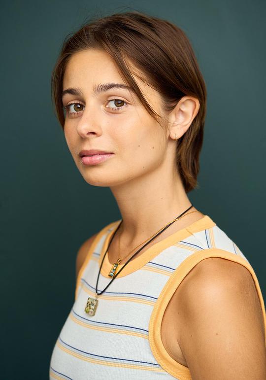 艾曼纽·马塔纳 Emmanuelle Mattana照片