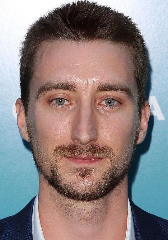 汤姆·斯托克斯 Tom Stokes照片