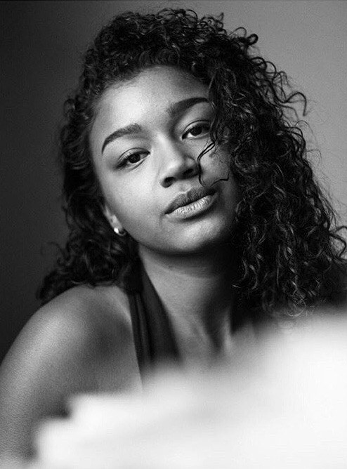 佐伊·洛夫·史密斯 Zoë Love Smith照片