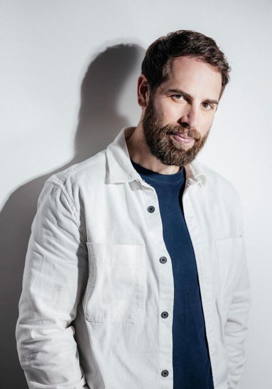 特里斯坦·巴尔 Tristan Barr照片