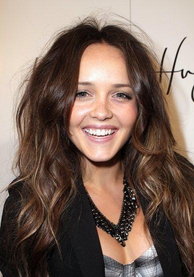 瑞贝卡·布利兹 Rebecca Breeds照片