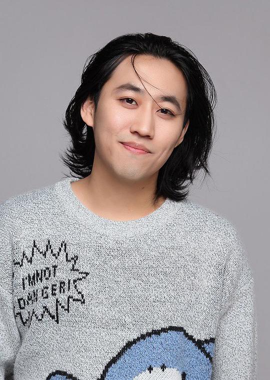 李洋 Yang Li照片