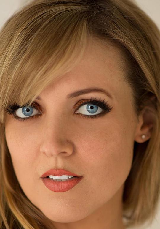 普里西拉·邦内特 Priscilla Bonnet照片