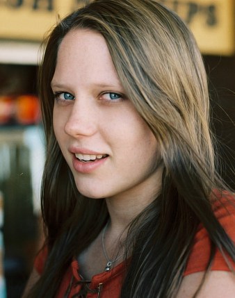 布伦娜·哈丁 Brenna Harding照片