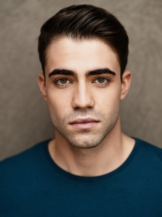 Lester Ellis Jr.照片