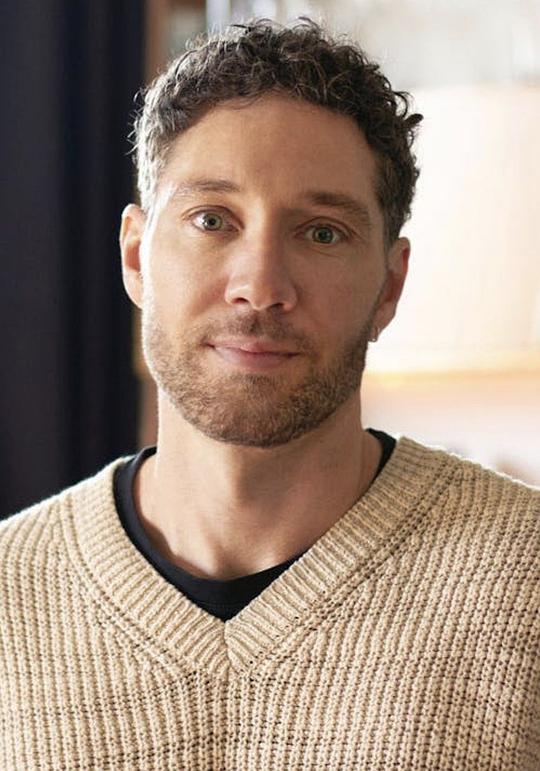 亚伦·威尔逊 Aaron Wilson照片