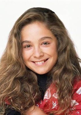 麦娅·布鲁顿 Maia Brewton照片