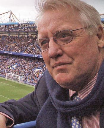 迈克尔·艾特金斯 Michael Aitkens照片