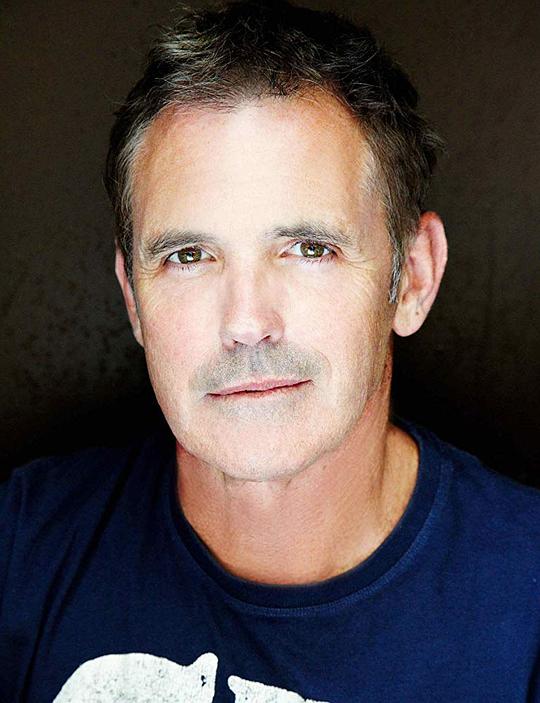 安德鲁·麦克法兰 Andrew McFarlane照片