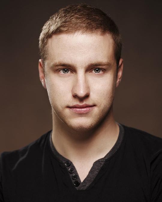 康纳·昆兰 Conor Quinlan照片