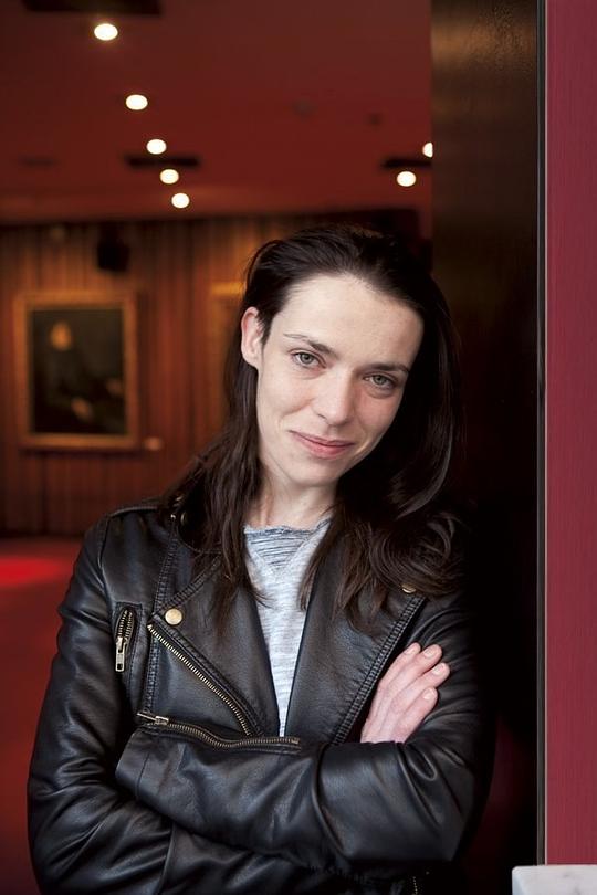 基琳·邓恩 Caoilfhionn Dunne照片