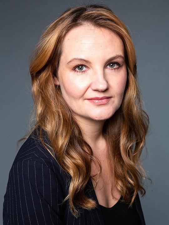 吉娜·科斯蒂根 Gina Costigan照片