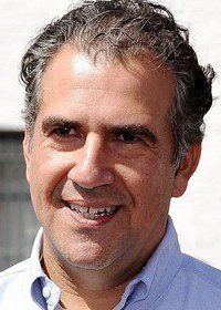 约翰·D·埃拉克利斯 John D. Eraklis照片