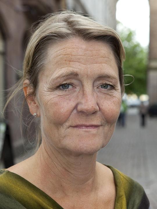 安·彼得伦 Ann Petrén照片