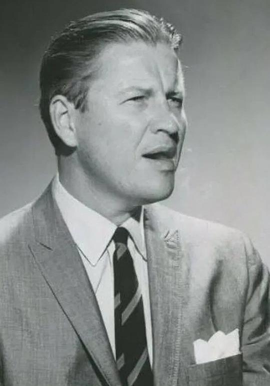 菲尔德·库克 Fielder Cook照片