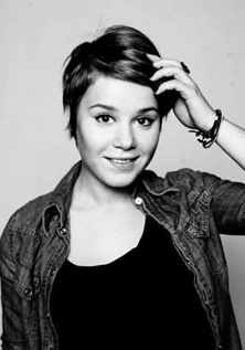 阿曼达·皮尔克 Amanda Pilke照片