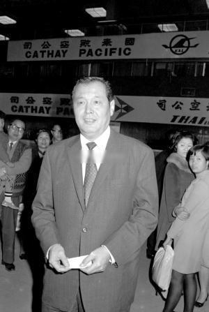 黄枫 Feng Huang照片