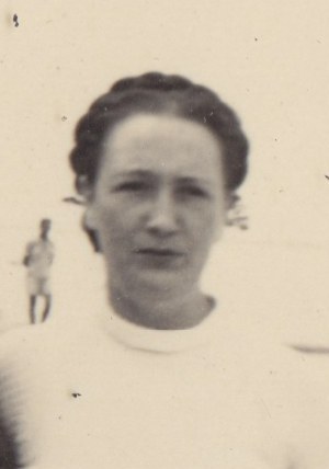 妮莉·穆塞-福斯 Nelly Mousset-Vos照片