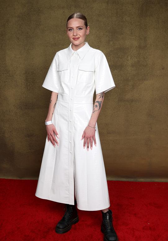 索菲娅·卡普佩尔 Sofia Kappel照片