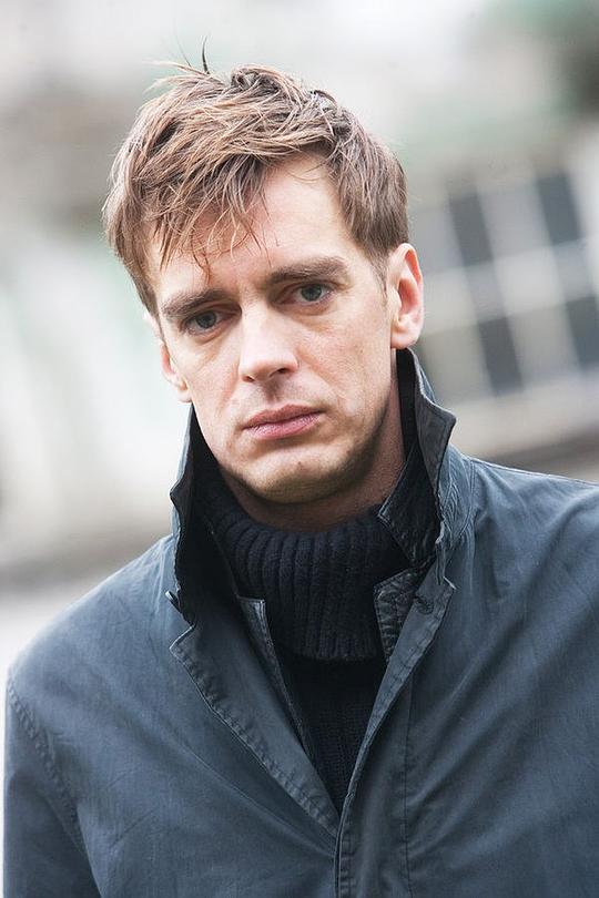 尤汉·乌尔夫萨克 Juhan Ulfsak照片