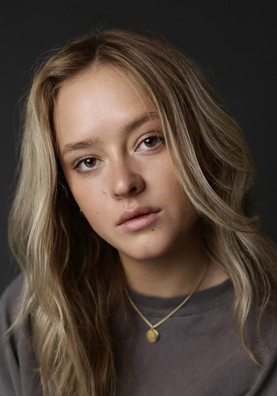 费利西亚·特吕松 Felicia Truedsson照片