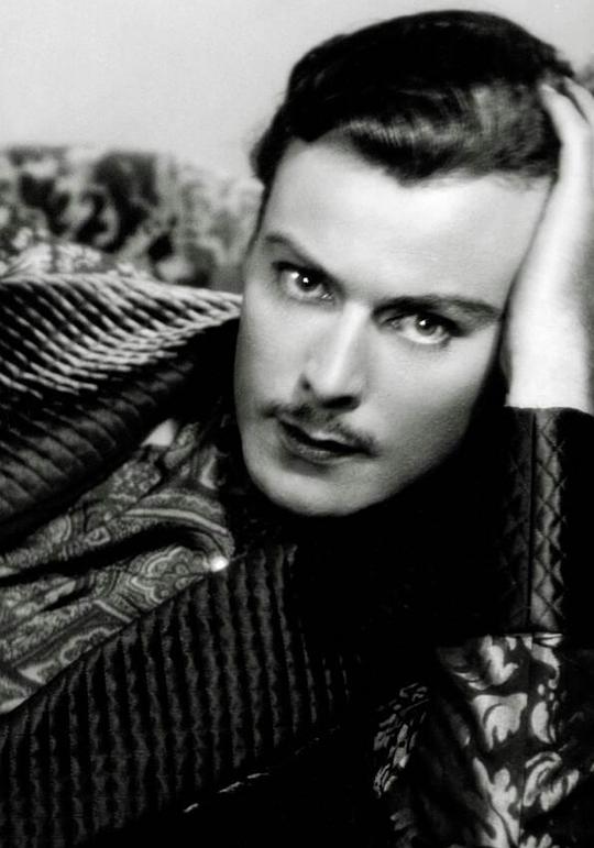 尼尔斯·阿斯瑟 Nils Asther照片