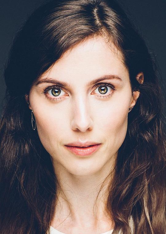 卡塔林·格雷-罗森塔尔 Katrine Greis-Rosenthal照片