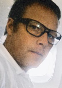 格兰·奥尔森 Göran Olsson照片