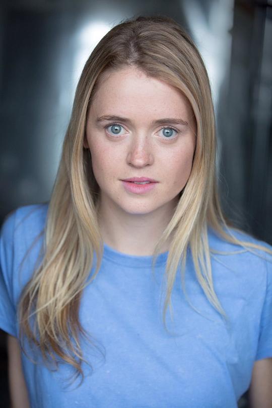 索菲亚·奥克斯纳姆 Sofia Oxenham照片