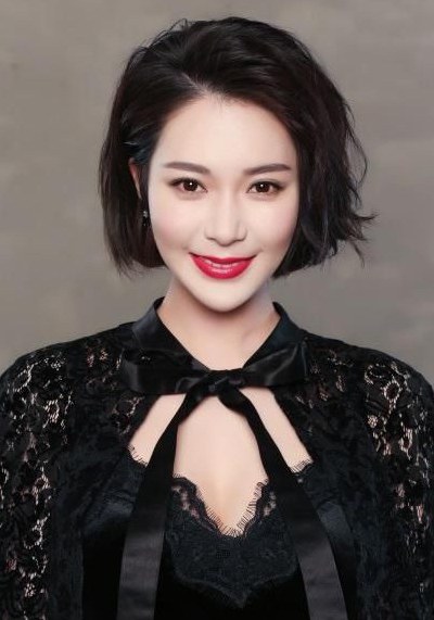 胡然 Michelle Hu照片