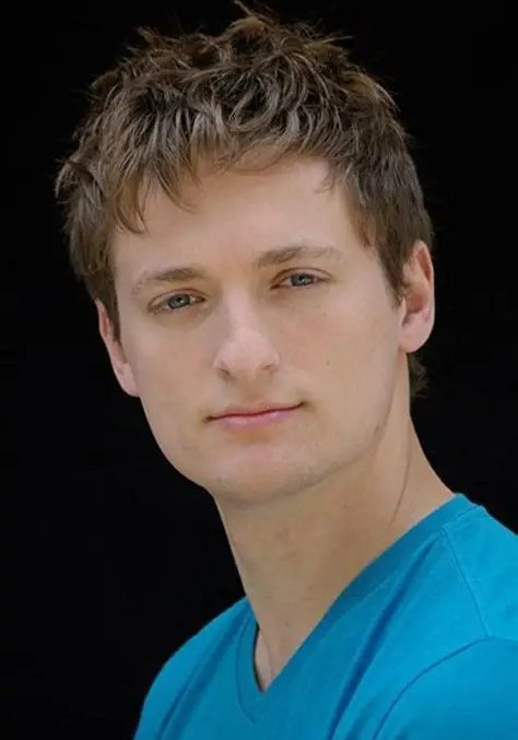 利维·梅温贝格 Levi Meeuwenberg照片