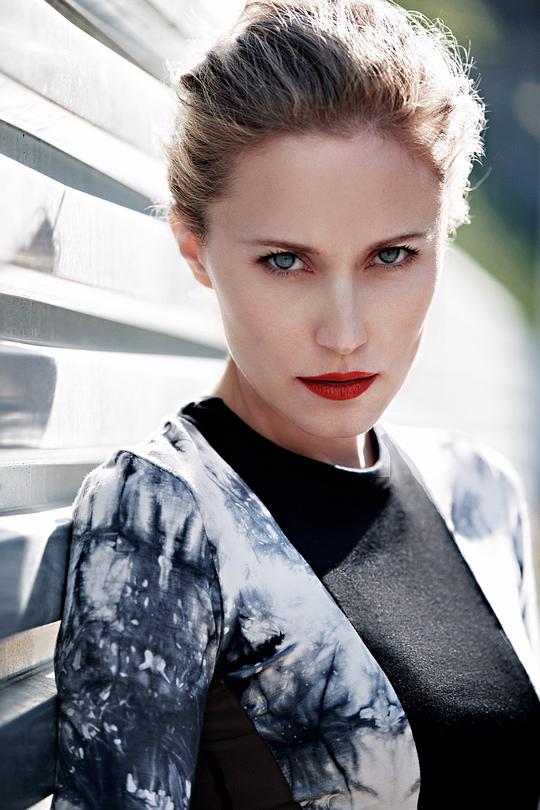 特雷扎·萨博瓦 Tereza Srbova照片