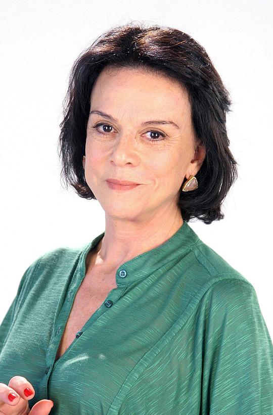 克拉丽斯·阿布让拉 Clarisse Abujamra照片