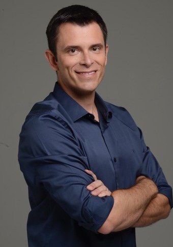 古斯塔沃·赛尔巴斯 Gustavo Cerbasi照片