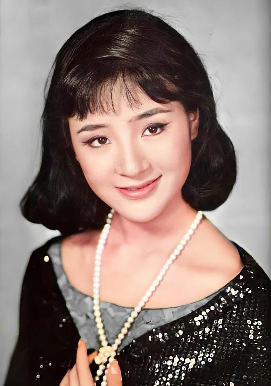 江青 Ching Chiang照片