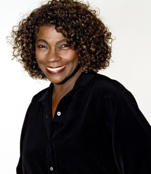 泽泽·莫塔 Zezé Motta照片