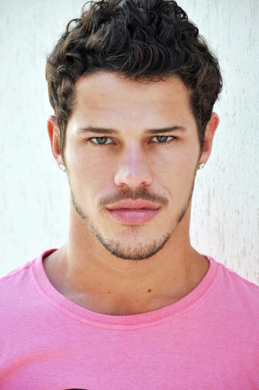 何塞·罗雷托 José Loreto照片