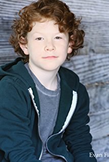 埃文·法恩 Evan Fine照片