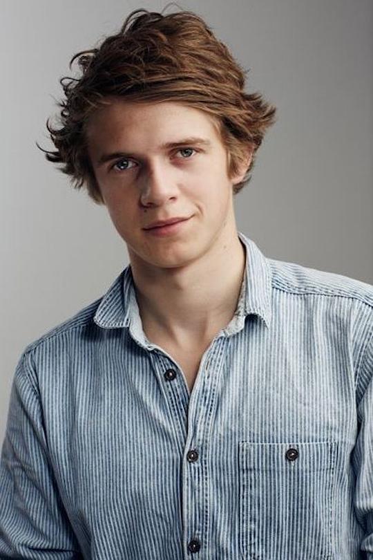 尼可莱·格洛斯 Nikolaj Groth照片