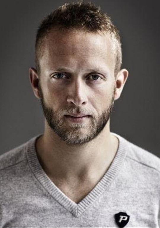 亚当·布里克斯 Adam Brix照片