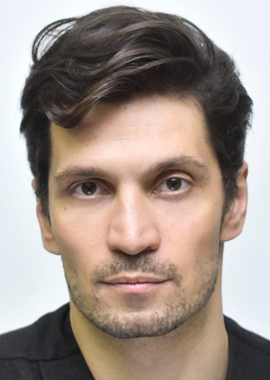 佩塔尔·克维恩 Petar Cvirn照片