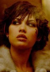 Vivienne McKee照片