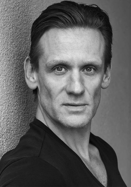 奥拉夫·霍伊加德 Olaf Højgaard照片