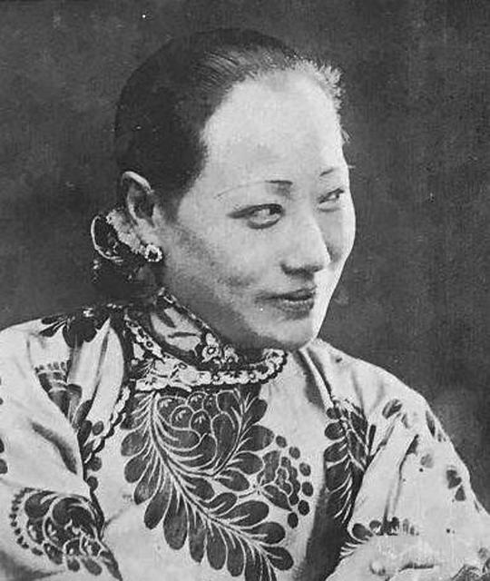 王谢燕 Xieyan Wang照片