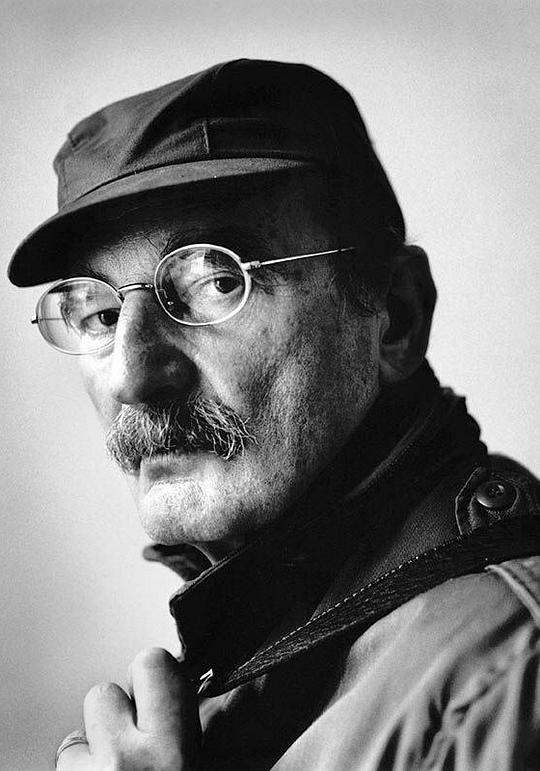 斯瓦沃米尔·姆罗热克 Sławomir Mrożek照片